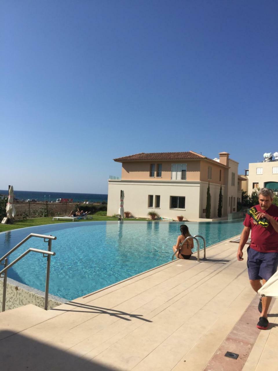 Lingna Luxury Apartment Lighthouse Paphos Ngoại thất bức ảnh