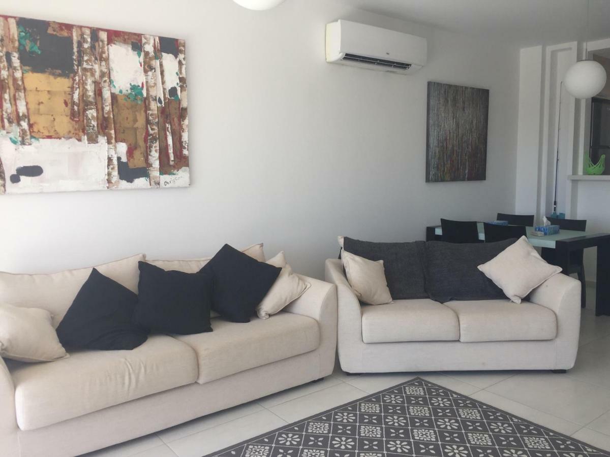 Lingna Luxury Apartment Lighthouse Paphos Ngoại thất bức ảnh